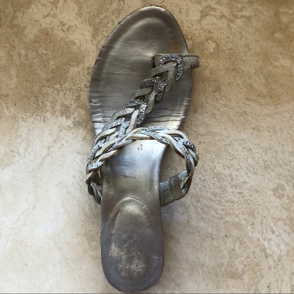 Vince Camuto Silver Rhinestone Sandals 7 1/2 - Picture 3 of 6